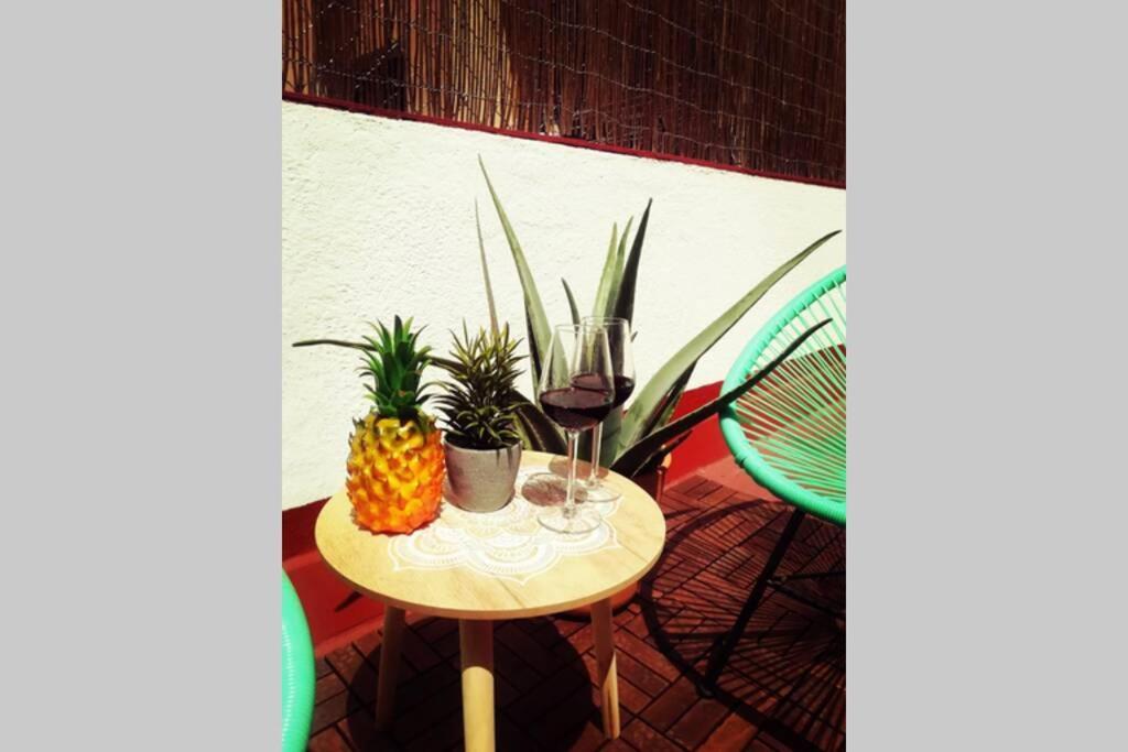 Апартаменти M4 Cool Terrace. 1 Min To Metro. 15 Min To Center Есплуґес-де-Льобреґат Екстер'єр фото
